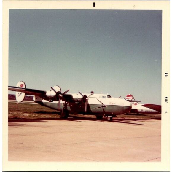 Vietnam War Plane Picture Getting Ready For Take Off To War Actual Picture - Picture 1 of 1